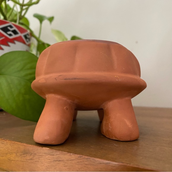 Cobble Creek Terra Cotta Turtle Wax Candle Reusable Holder - Picture 7 of 9